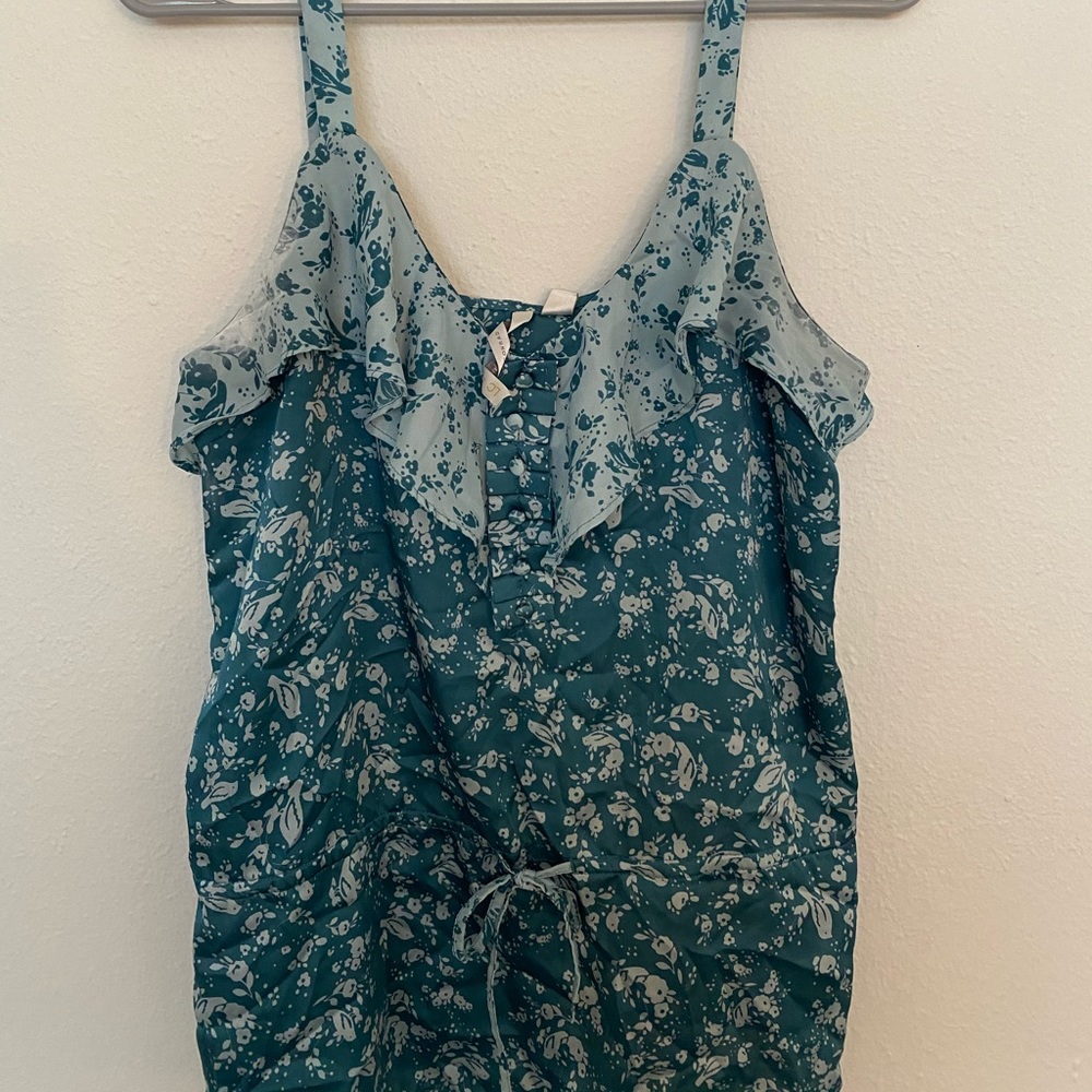 Dressy tank top from Lauren Conrad size M